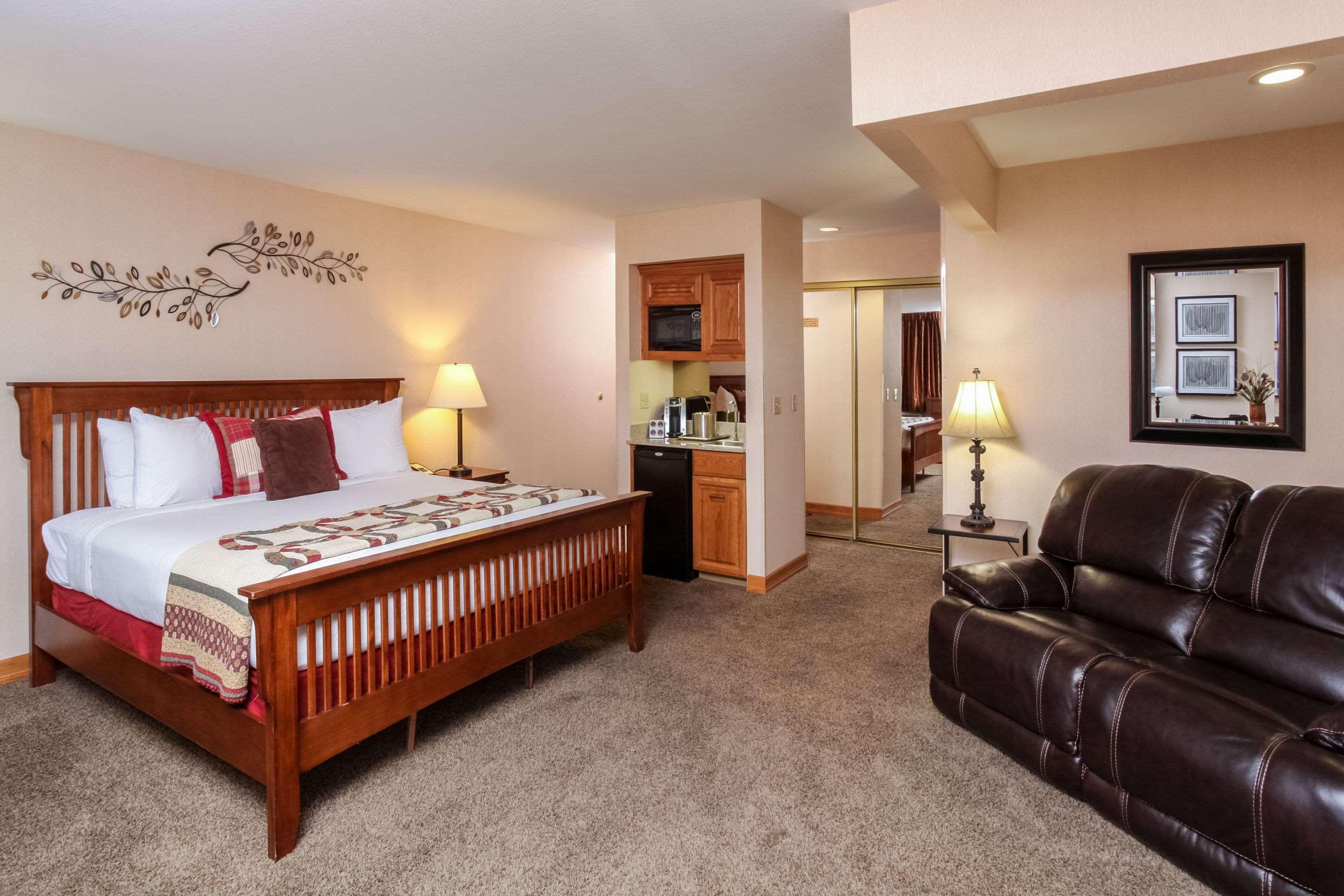 Quality Inn Oakwood Fairwood Экстерьер фото