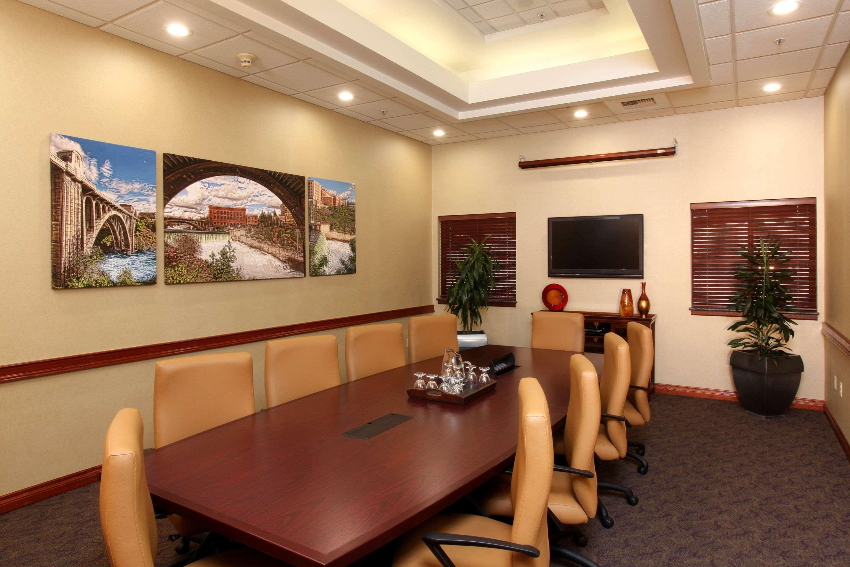 Quality Inn Oakwood Fairwood Экстерьер фото