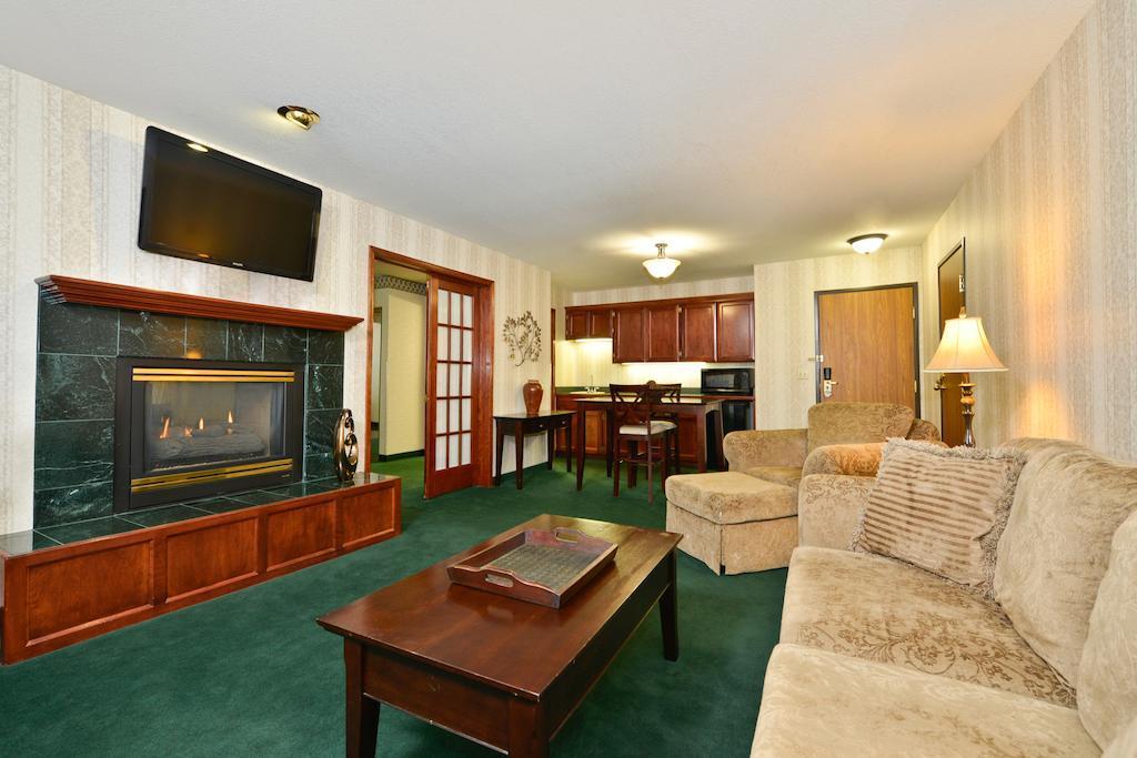 Quality Inn Oakwood Fairwood Экстерьер фото