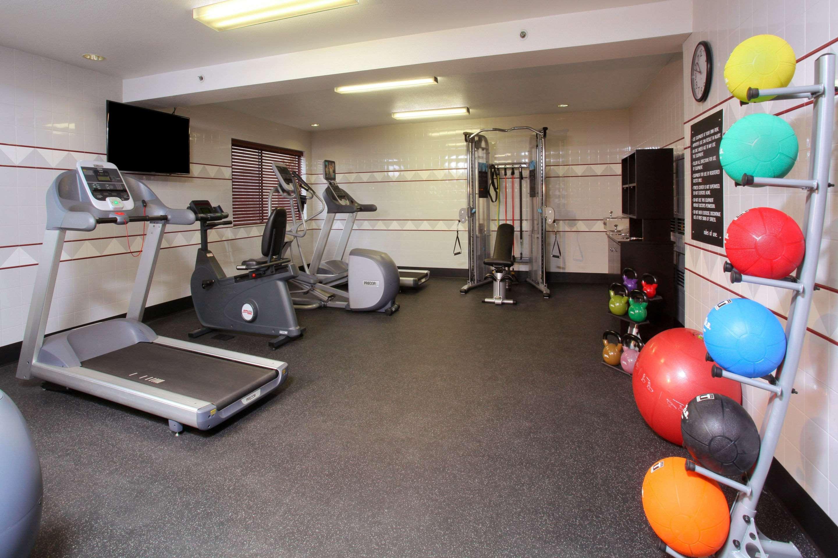 Quality Inn Oakwood Fairwood Экстерьер фото