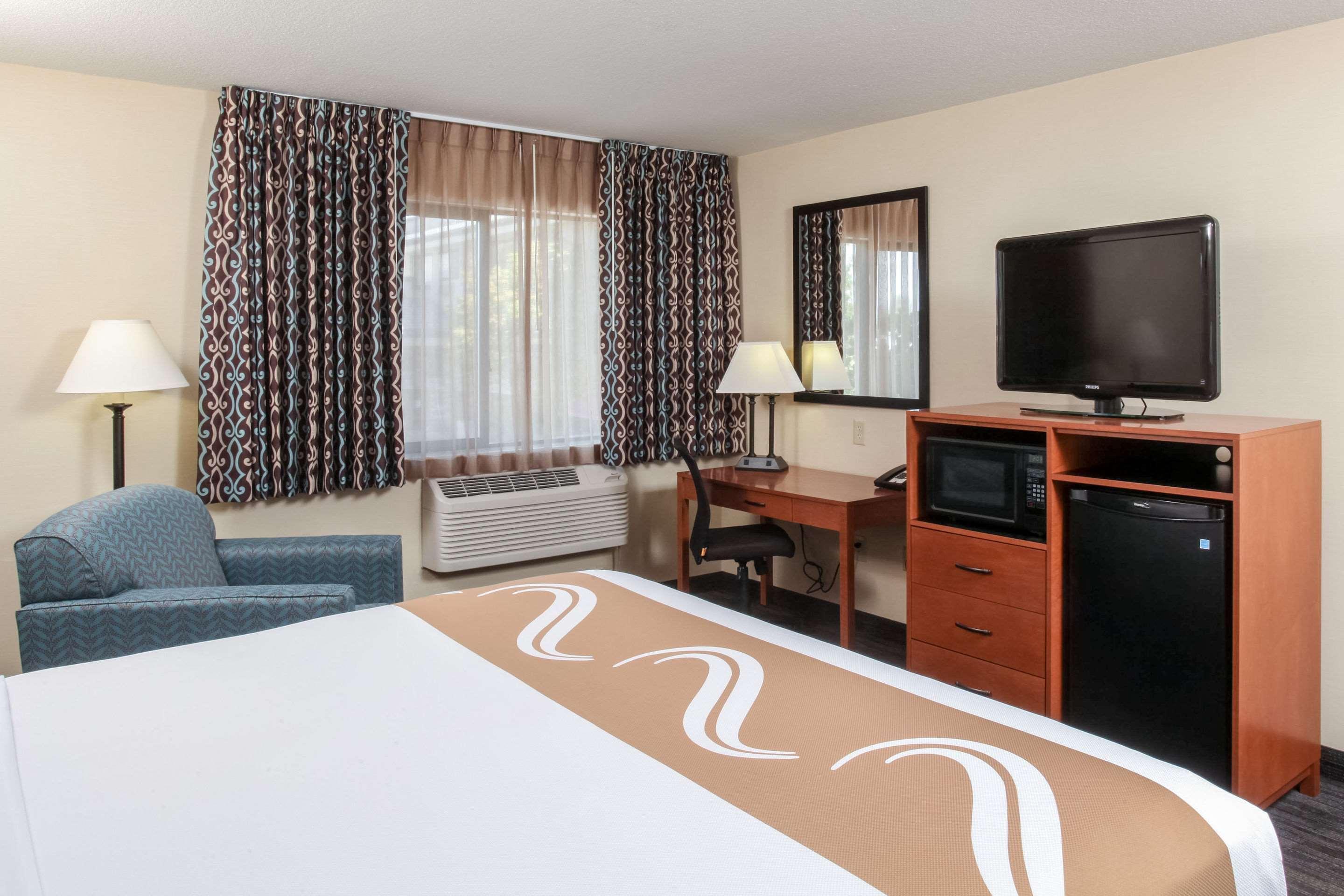Quality Inn Oakwood Fairwood Экстерьер фото