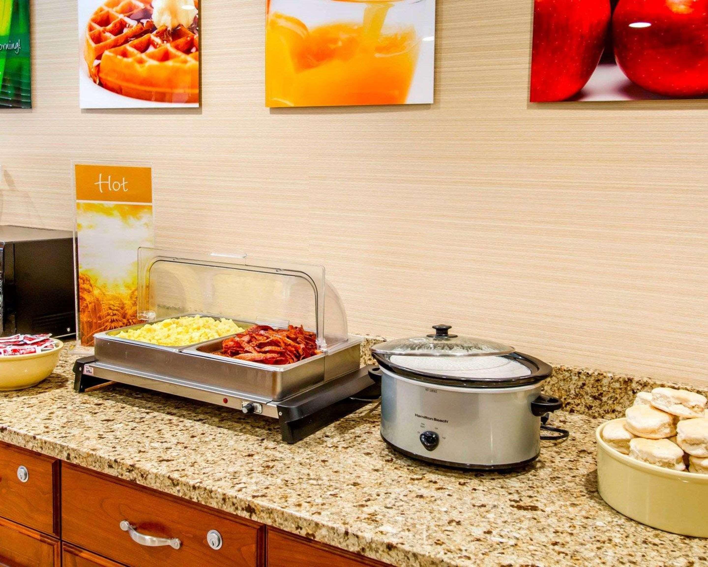 Quality Inn Oakwood Fairwood Экстерьер фото