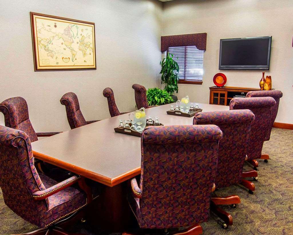 Quality Inn Oakwood Fairwood Удобства фото